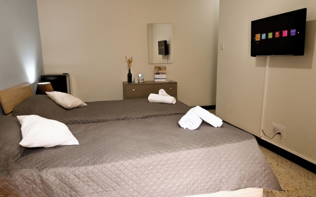 Cozy Ensuite Rooms