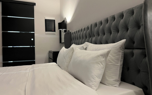 Apollonio Suites