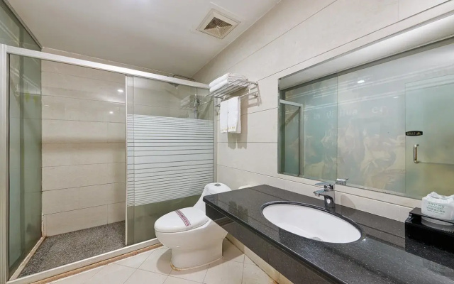 Fengyue Light Shang Hotel Guangzhou Baiyun Airport Store