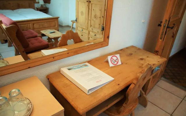 Guesthouse + Aparthotel Chesa Silva