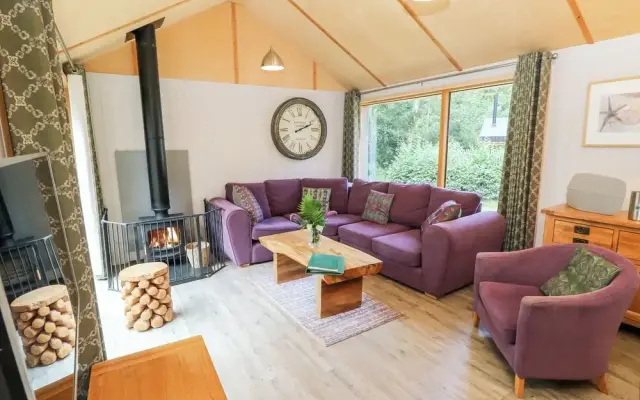 Lodge 21