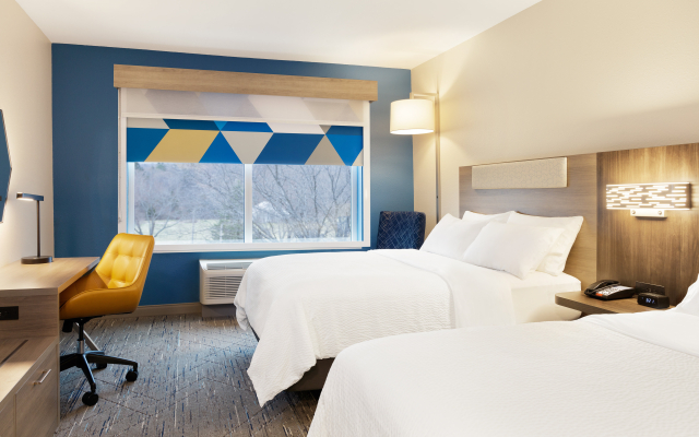 Holiday Inn Express & Suites Oak Ridge by IHG