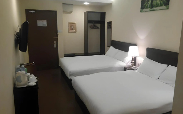 DM Hotel