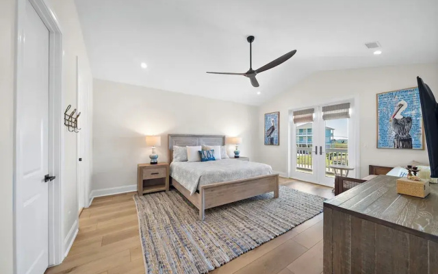 Pelican Perch by Ryson Vacation Rentals
