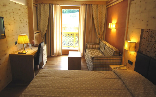 Tevini Dolomites Charming Hotel