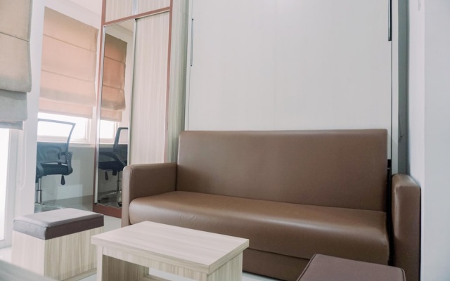 Homey And Relaxing Studio Serpong Garden Apartment