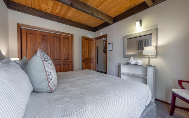 Kingswood Village 57 3 Bedroom Condo