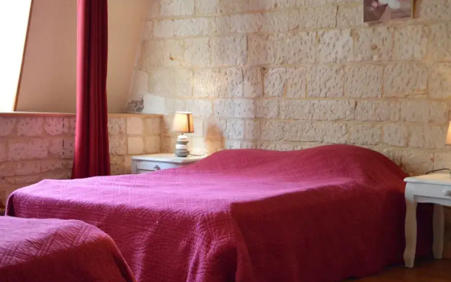 Holiday Home in a Historic Building Near Montreuil