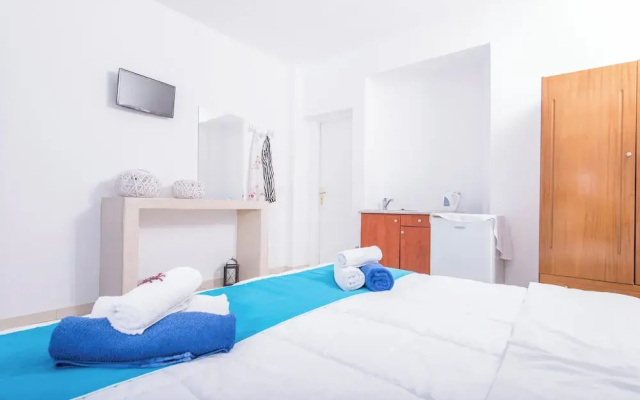 1-bed Apt at Bella Santorini, Near Perivolos Beach