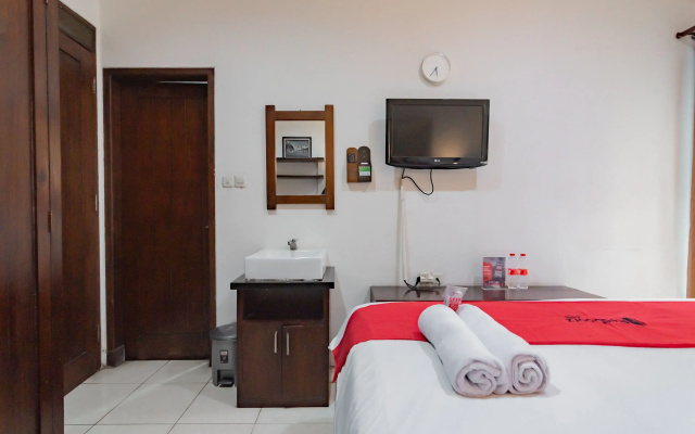 RedDoorz @ Dago Asri 3
