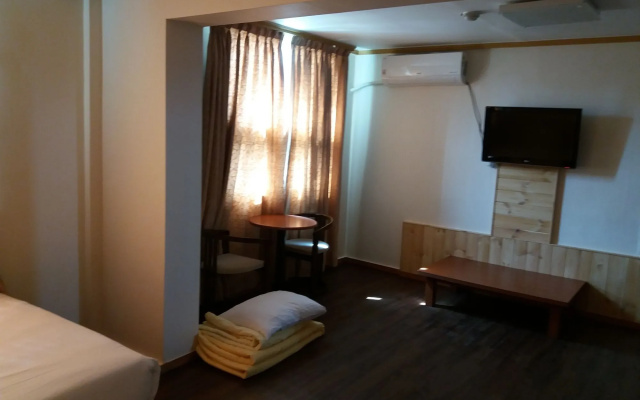 Hyundai Hotel