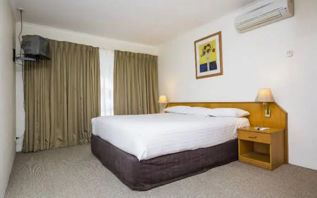 ibis Styles Canberra Eaglehawk Hotel