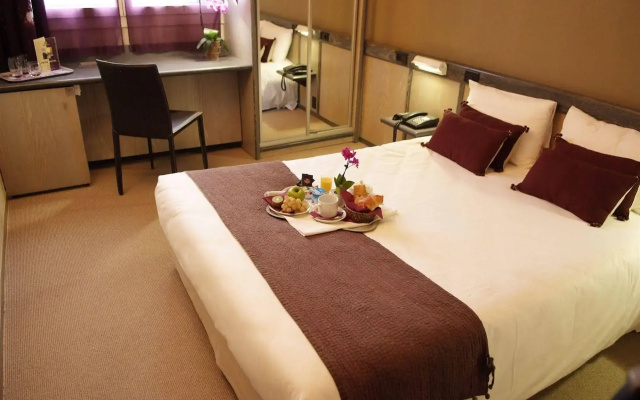 Ariana Hotel