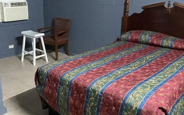 Budget Inn