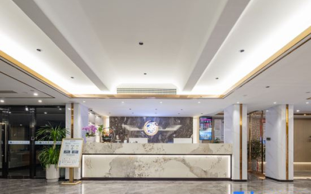 Jiangling Shiguang Hotel (Yidu Xunlong Water Street Branch)