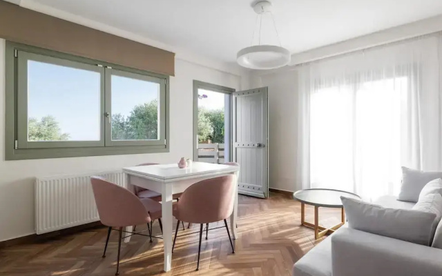Deluxe Apartment