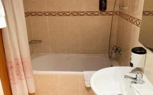 Hotel Antic 3000