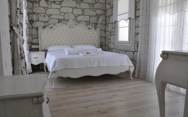 Alacati Lucky Angel Hotel