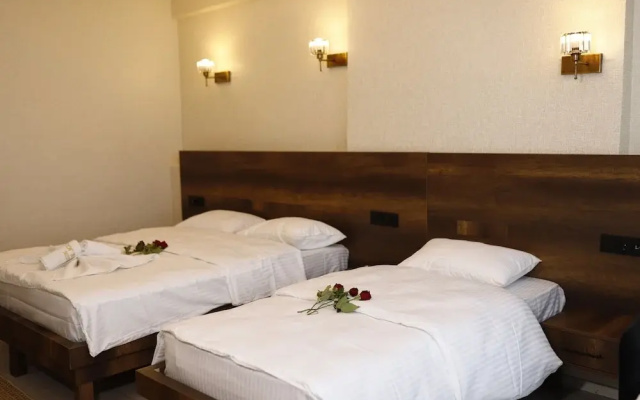 New Konak Hotel