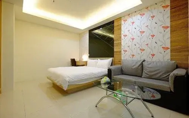 Nora Hostel