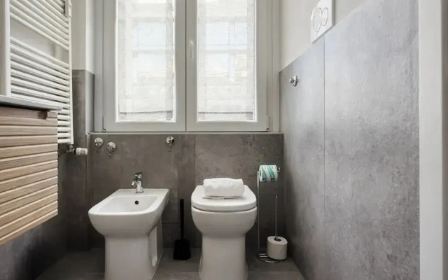 Elegant apartments in Isola district