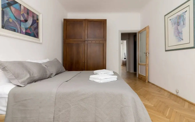 Powisle 2 - Bedroom Apartment