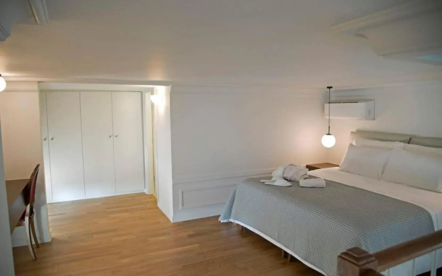 Four Streets Athens - Luxury Suites Apartments in Athens