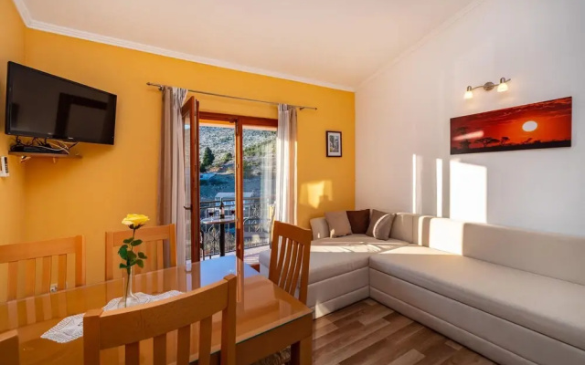 Nice Apartment in Modric With 1 Bedrooms and Wifi