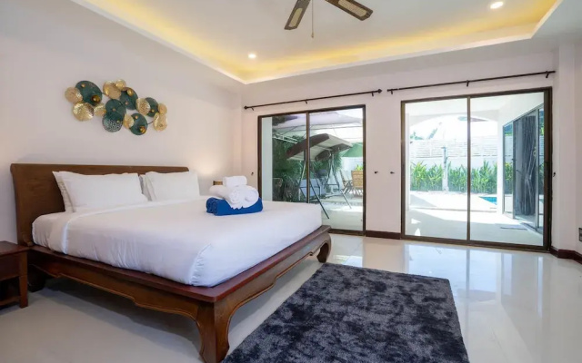 Tropical 3BR Pool Villa Amaya in Kamala