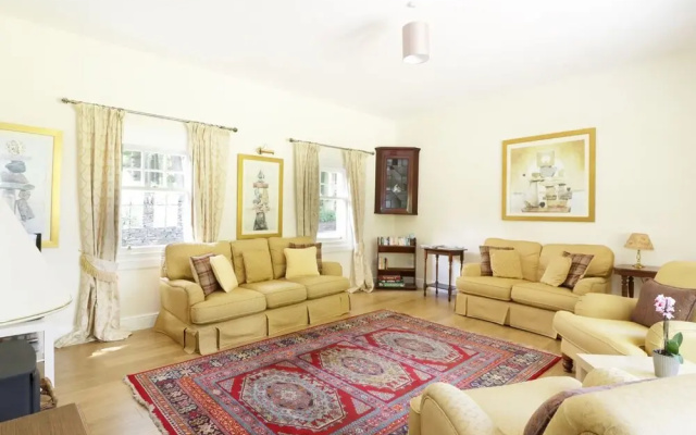 Bannatyne Lodge