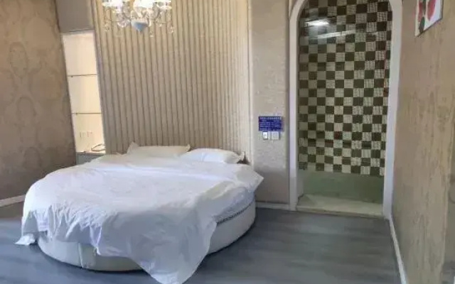 Changxing Hongxu Business Hotel