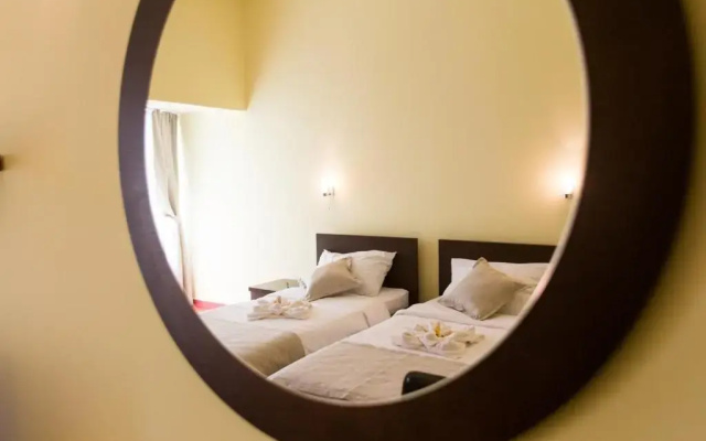 Hotel Odissey Jaz