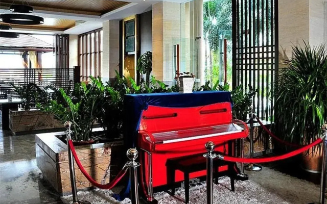Отель Sanya Marina Spa