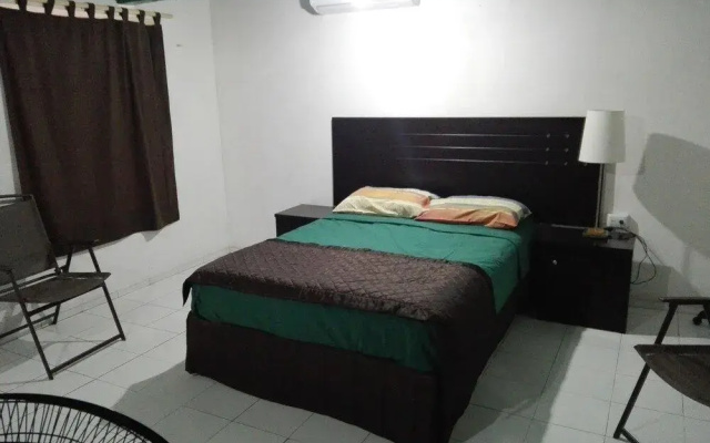 El Mayab Hostel