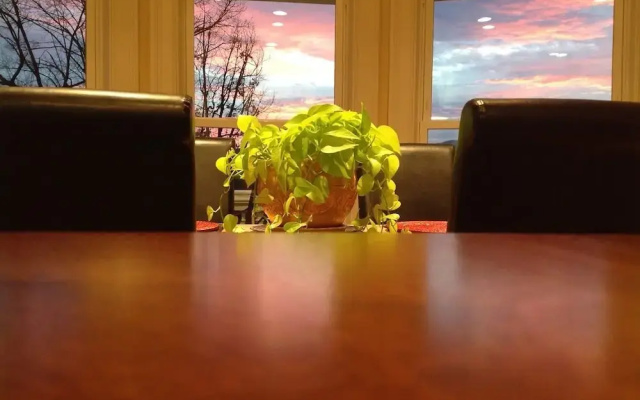 Skyline Vineyard Inn
