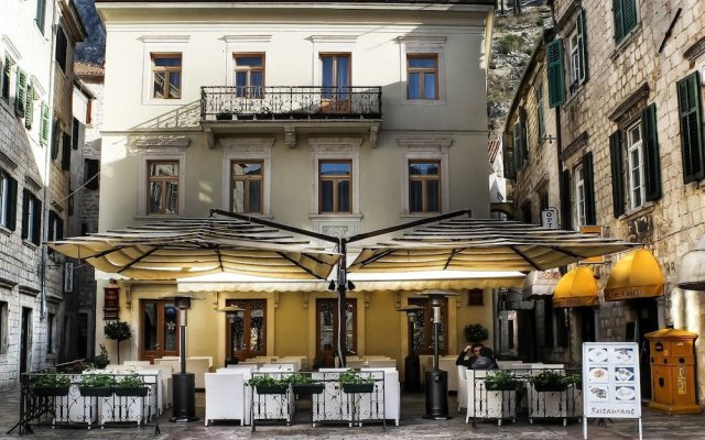 Отель Vardar Черногория, Котор - отзывы, цены и фото номеров - забронировать отель Vardar онлайн вид на фасад