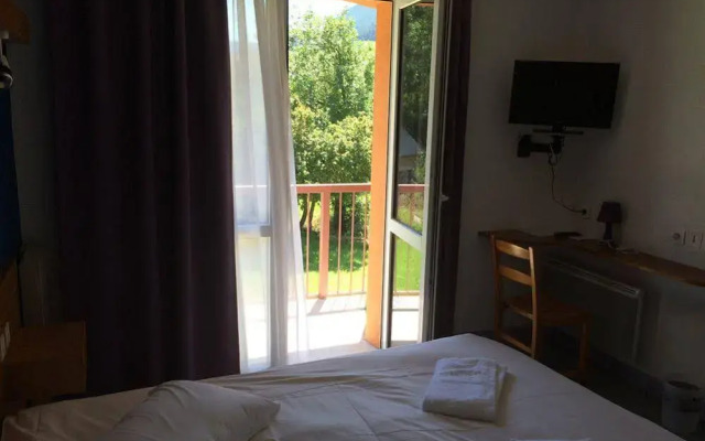 Hôtel Restaurant Les 2 Vallées