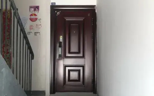 Danjiangkou Threeofus Apartment