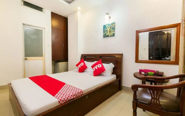 OYO 631 Long Phụng Hoàng Hotel