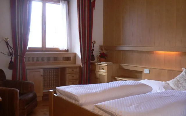 Hotel Alpenrose