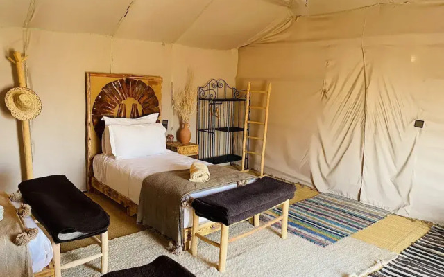 Amskou Camp