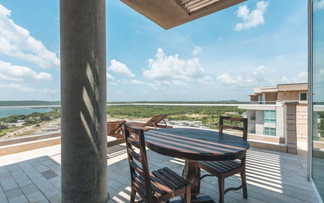 Oceanview 3br Condo w spa gym
