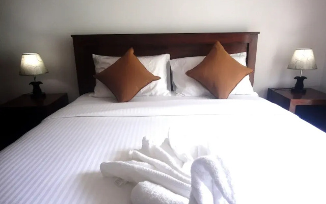 Homewood Luxury Apartment