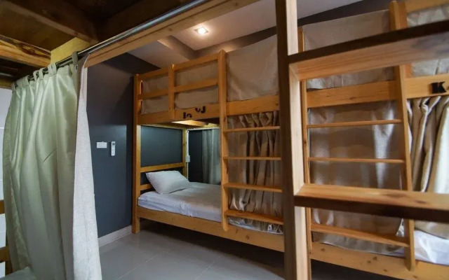 Nine Nimman Chiang Mai - Hostel