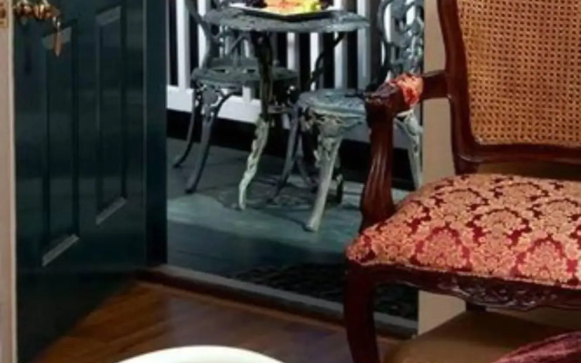 The Carriage House B&B