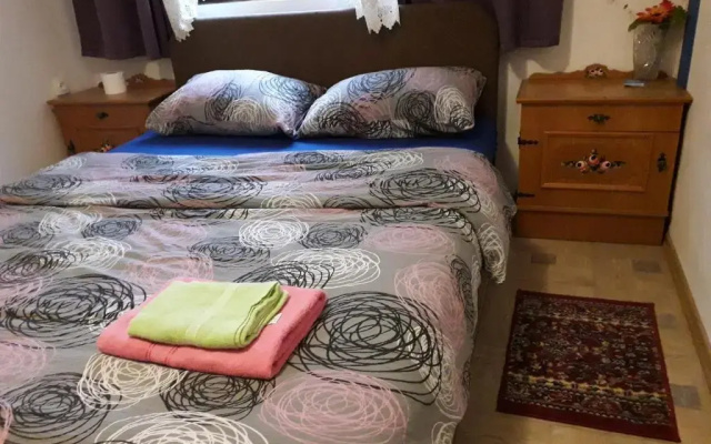 Hostel Topić