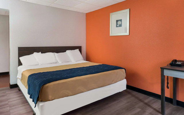 Rodeway Inn Harlan