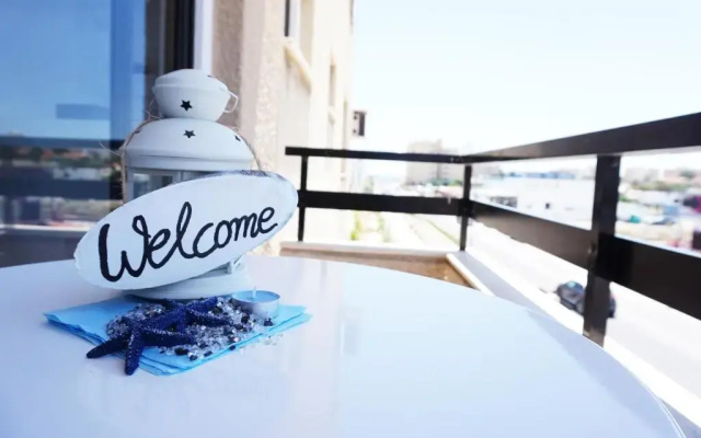 Lazuli Beach Apartment 209