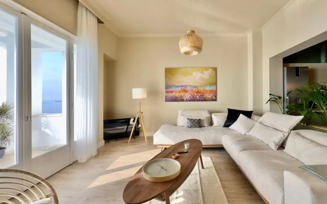 #Infinity & Beyond seafront apts