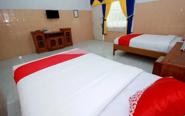 OYO 1669 Hotel Vista Syariah